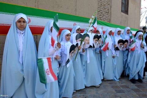 حضور پرشور اعضای کانون پرورش فکری کودکان و نوجوانان قم در بیت امام خمینی(ره)