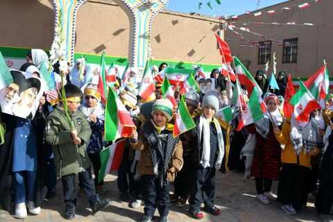 حضور پرشور اعضای کانون پرورش فکری کودکان و نوجوانان قم در بیت امام خمینی(ره)