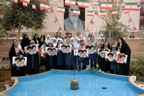 حضور پرشور اعضای کانون پرورش فکری کودکان و نوجوانان قم در بیت امام خمینی(ره)