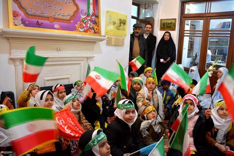 حضور پرشور اعضای کانون پرورش فکری کودکان و نوجوانان قم در بیت امام خمینی(ره)