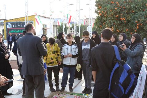 گزارش تصویری تجدید میثاق اعضای کانون پرورش فکری ساری با آرمان‌های شهدای انقلاب