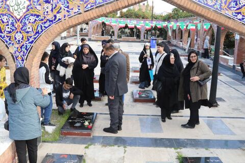 گزارش تصویری تجدید میثاق اعضای کانون پرورش فکری ساری با آرمان‌های شهدای انقلاب