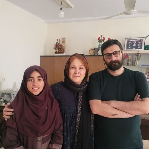 حضور تماشاخانه سیار کانون پرورش فکری در منطقه جاسک و لیردف