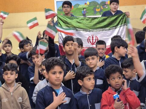 حضور تماشاخانه سیار کانون پرورش فکری در منطقه جاسک و لیردف