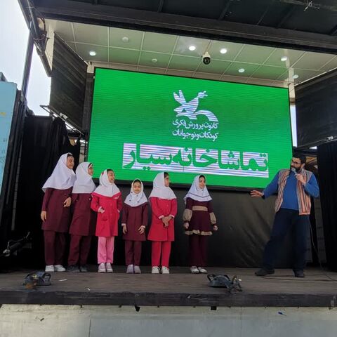 حضور تماشاخانه سیار کانون پرورش فکری در منطقه جاسک و لیردف