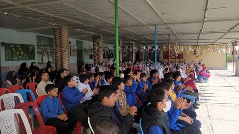 حضور تماشاخانه سیار کانون پرورش فکری در منطقه جاسک و لیردف