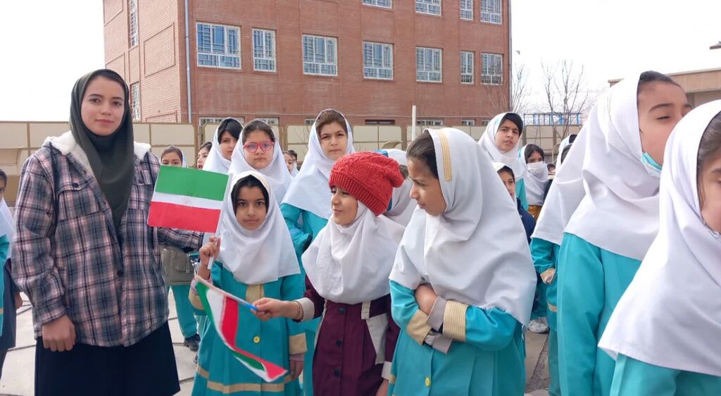 برنامههای مرکز گواور در «زنگ انقلاب»