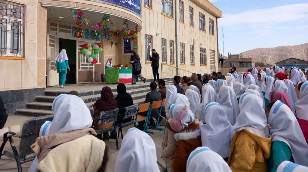 برنامههای مرکز گواور در «زنگ انقلاب»