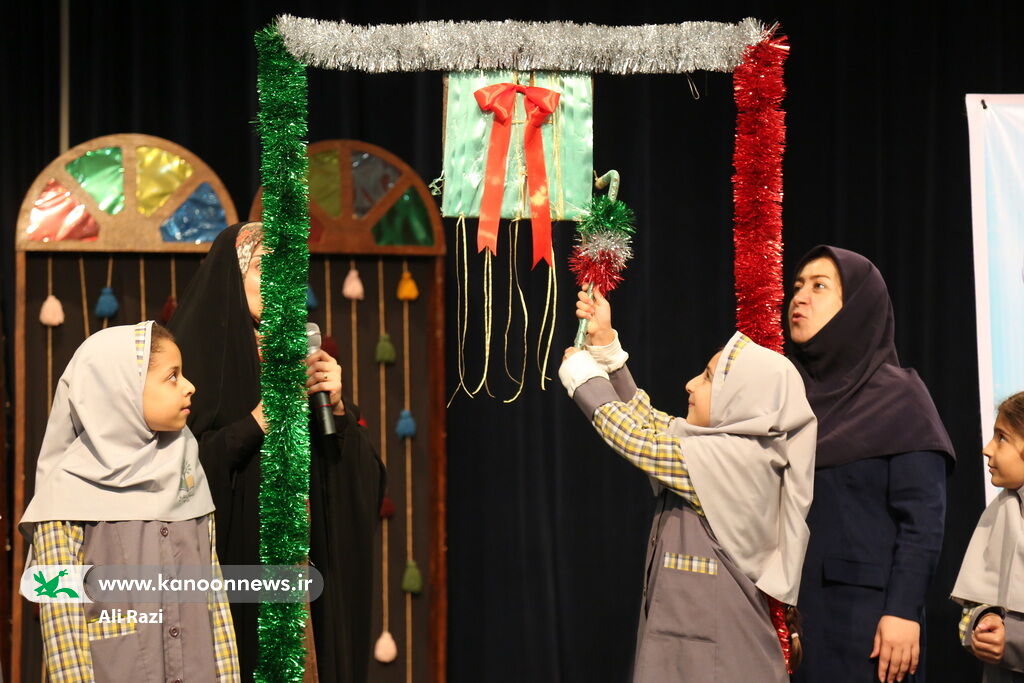 زنگ انقلاب در سینما کانون بوشهر نواخته شد / آغاز اجرای بیش از ۴۵۰ برنامه دهه فجر ویژه کودکان و نوجوانان در استان