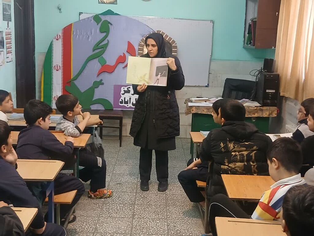 برنامه‌های کانون یل آباد در زنگ انقلاب