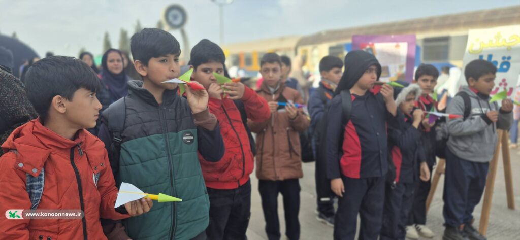 آشنایی کودکان گرگانی با دستاوردهای انقلاب در ویژهبرنامه قطار شادی