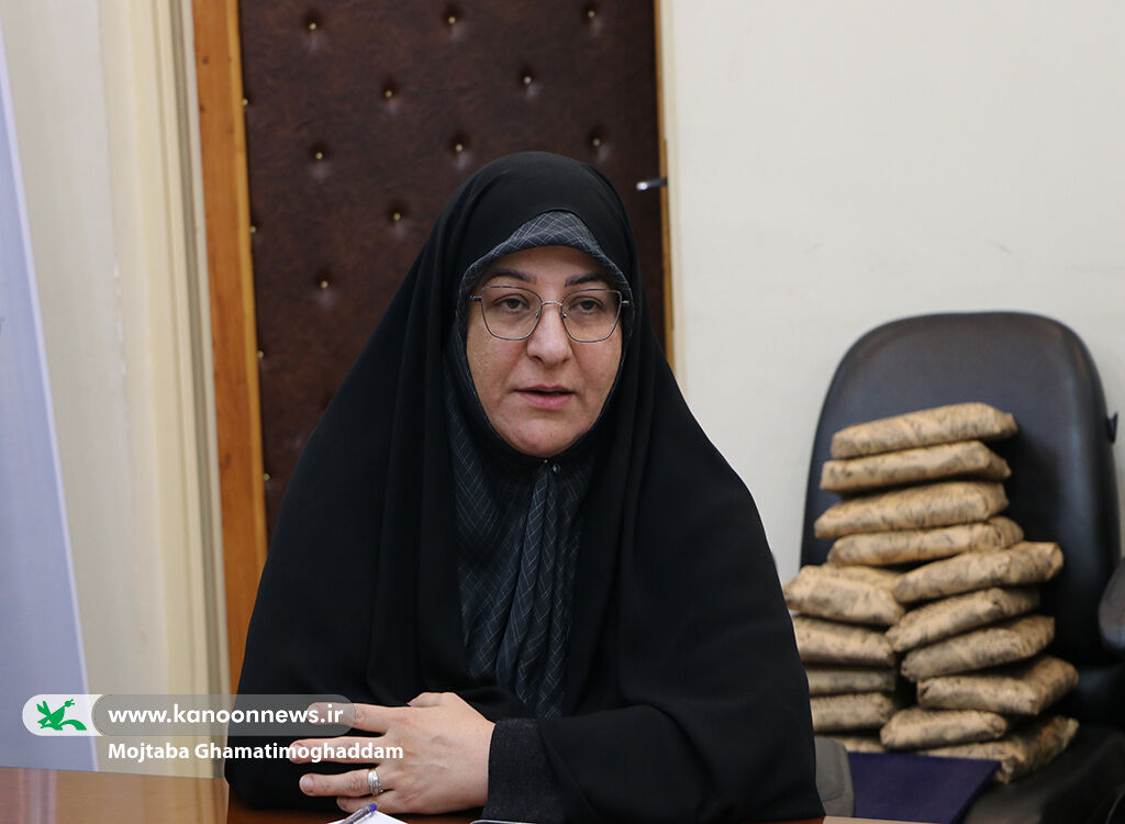 برگزاری محفل ادبی «تجلی آفتاب» هم‌زمان با آغاز دهه فجر