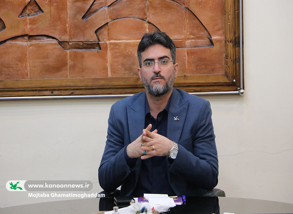 برگزاری محفل ادبی «تجلی آفتاب» همزمان با آغاز دهه فجر