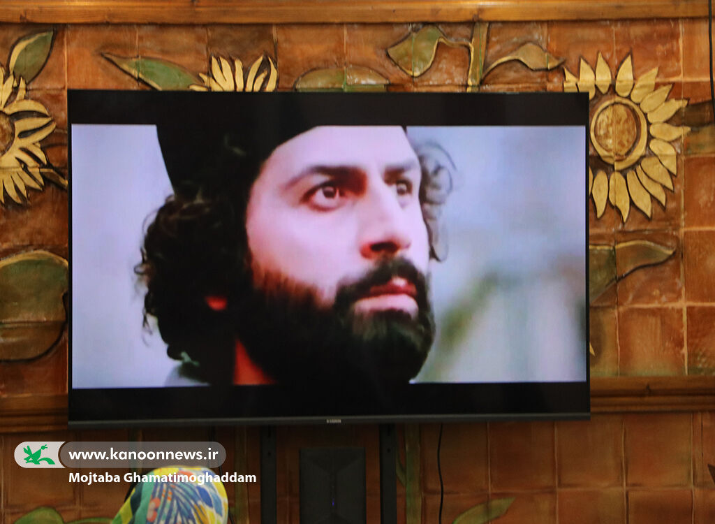 برگزاری محفل ادبی «تجلی آفتاب» همزمان با آغاز دهه فجر