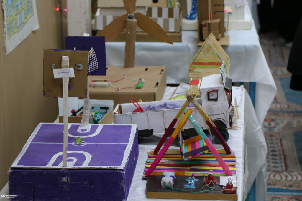 بازدید مدیرکل کانون فارس از یکی از مدارس نقاط محروم شیراز