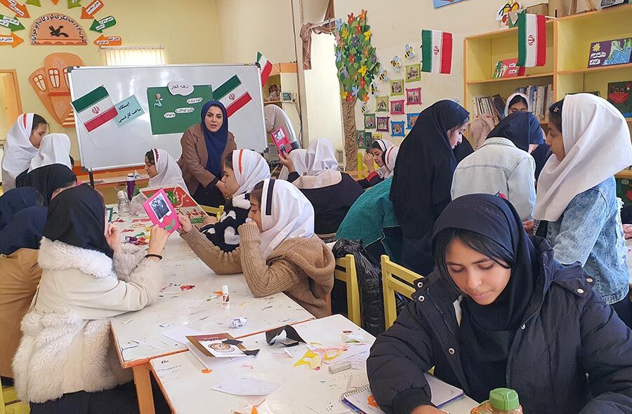 مراکز کانون استان اردبیل همزمان با ۱۲ بهمن فعالیتهای دهه فجر را آغاز کردند