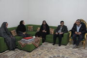 دیدار مدیرکل کانون استان آذربایجان‌غربی با خانواده معظم شهدا