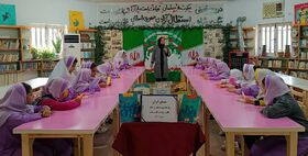 دانش‌آموزان دلندی با برنامه «معمای ایران» دهه فجر را شناختند