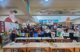 دیدار فرماندار گرمسار با اعضا در کارگاه نقاشی