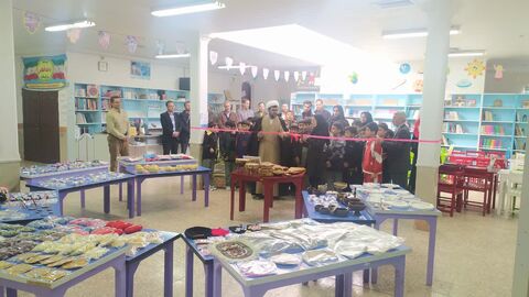 افتتاح نمایشگاه دست سازه ها در سرایان به مناسبت دهه فجر