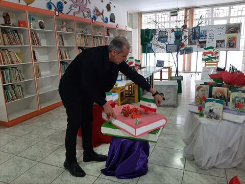 فضاسازی مراکز کانون پرورش فکری کودکان و نوجوانان استان آذربایجان غربی به مناسبت بزرگداشت چهل و هفتمین سالروز پیروزی انقلاب اسلامی