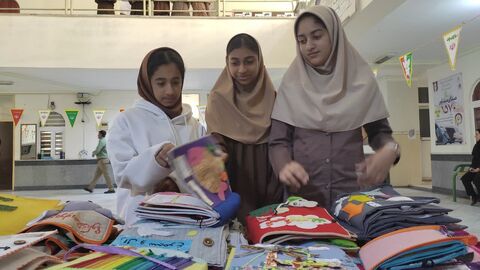 سفر کتاب های حسی و لمسی به مدرسه ابوذر بندرعباس