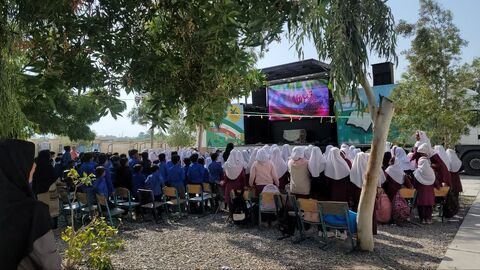 700 کودک و نوجوان سیریکی میزبان برنامه های تماشاخانه سیار کانون پرورش فکری