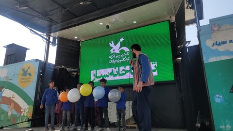 700 کودک و نوجوان سیریکی میزبان برنامه های تماشاخانه سیار کانون پرورش فکری