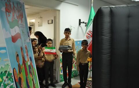 اجرای فعالیت‌های ویژه ایام دهه فجر در مراکز کانون البرز