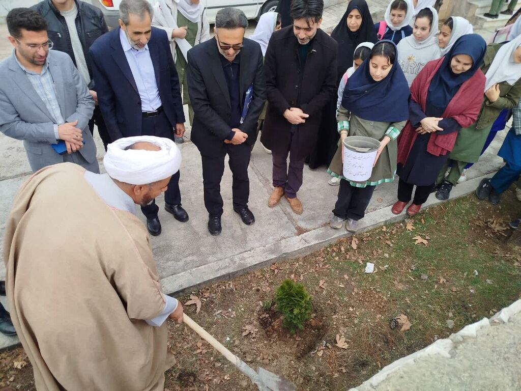 نشست صمیمانه «دیدار دوست» در مرکز شماره ۲ صحنه