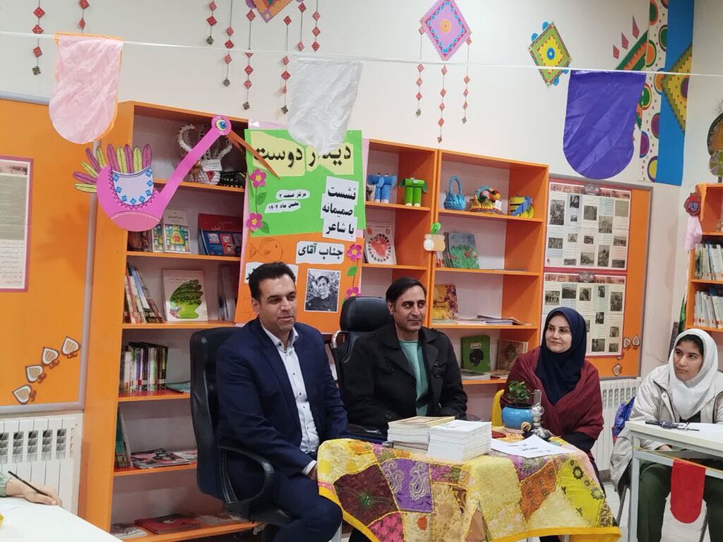 نشست صمیمانه «دیدار دوست» در مرکز شماره ۲ صحنه