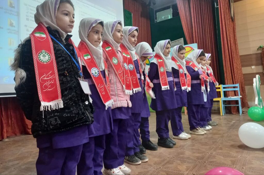 جشن «انفجار نور، سرآغاز ظهور» در مرکز سنقر برگزار شد