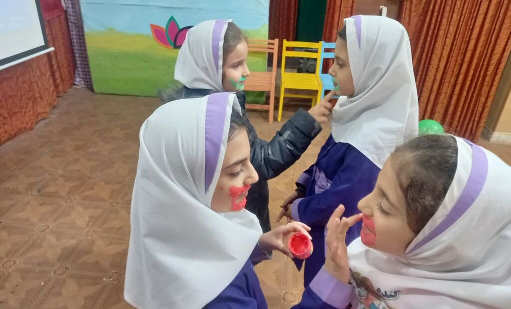 جشن «انفجار نور، سرآغاز ظهور» در مرکز سنقر برگزار شد