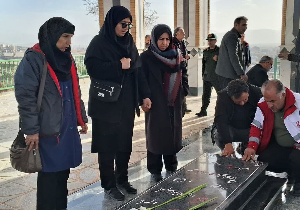 ویژهبرنامههای آغاز دهه فجر با مشارکت مرکز کنگاور برگزار شد