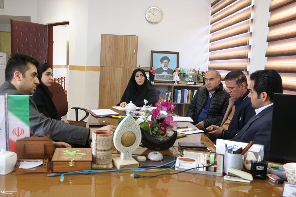 برگزاری نشست مدیرکل کانون سمنان با مدیر بیمه نوین استان و تصویب راهکارهای همکاری مشترک