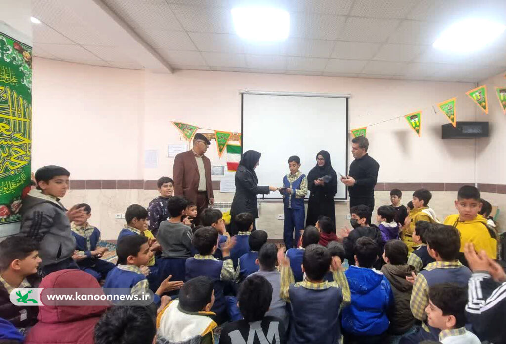 کانون لرستان با برنامه‌ای متنوع میهمان کودکان مناطق کم‌برخوردار خرم‌آباد شد