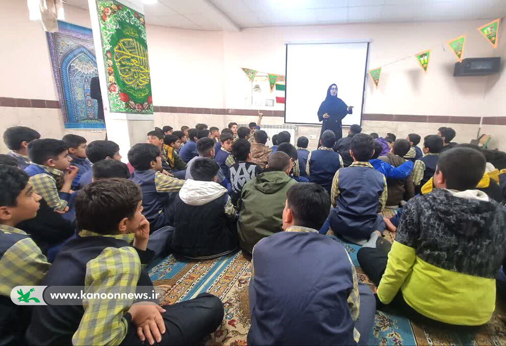 کانون لرستان با برنامه‌ای متنوع میهمان کودکان مناطق کم‌برخوردار خرم‌آباد شد