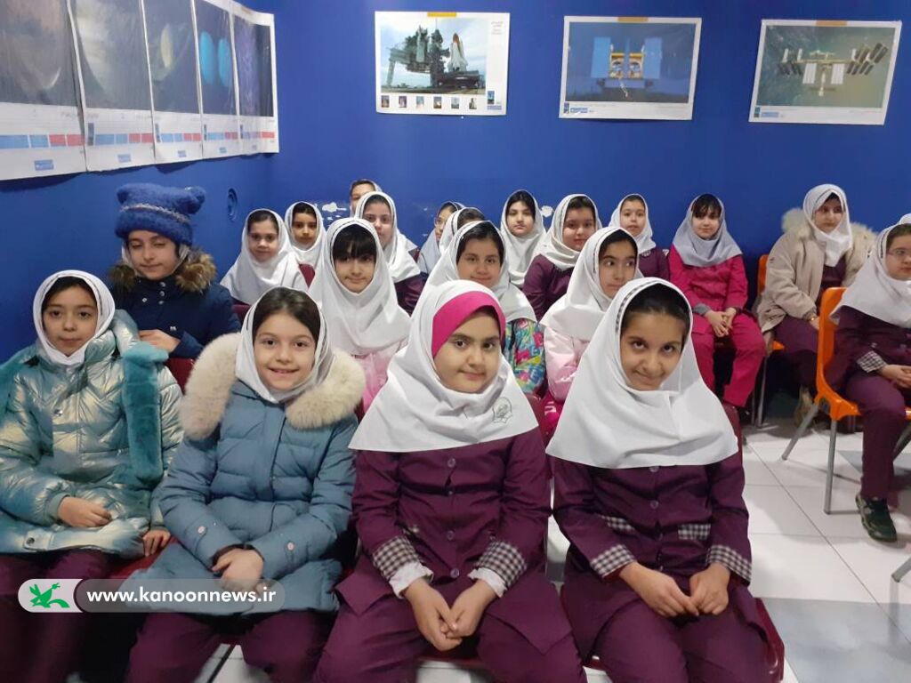 برگزاری ویژهبرنامه علمی،فرهنگی دهه فجر در کانون علوم و فناوریهای نوین سنندج