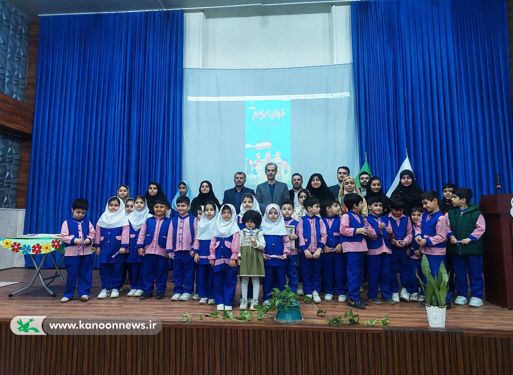 نمایشگاه دست‌سازه‌های مربیان و اعضای کانون تالش با حضور فرماندار گشایش‌یافت