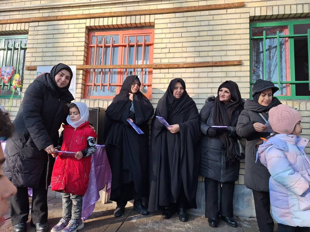 اولین جشنواره آدم‌برفی در کانون پرورش فکری سراب 