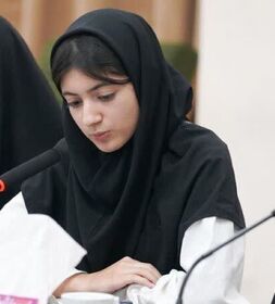 عضو باشگاه ملی «قاف» رتبه نخست شعر دانش‌آموزی کشور را کسب کرد