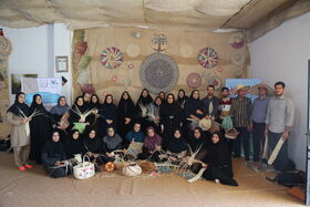 مربیان کانون استان بوشهر با هنرهای بومی ودستی آشنا شدند