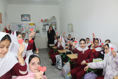 بزرگداشت چهل و هفتمین سالروز پیروزی شکوهمند انقلاب اسلامی در اولین روز دهه  مبارک فجر با ویژه برنامه های فرهنگی، هنری و ادبی در مراکز کانون استان آذربایجان غربی