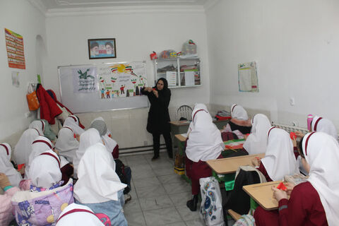 بزرگداشت چهل و هفتمین سالروز پیروزی شکوهمند انقلاب اسلامی در اولین روز دهه  مبارک فجر با ویژه برنامه های فرهنگی، هنری و ادبی در مراکز کانون استان آذربایجان غربی