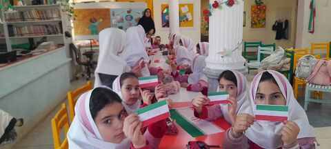 بزرگداشت چهل و هفتمین سالروز پیروزی شکوهمند انقلاب اسلامی در اولین روز دهه  مبارک فجر با ویژه برنامه های فرهنگی، هنری و ادبی در مراکز کانون استان آذربایجان غربی