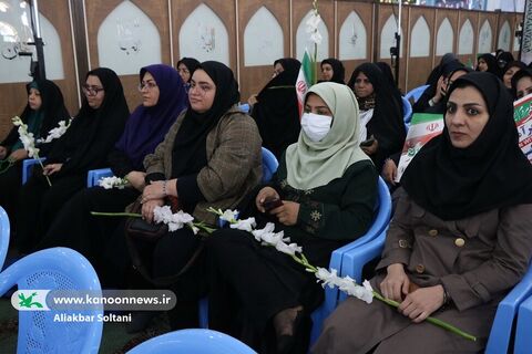 حضور کارکنان کانون پرورش فکری کرمان در مراسم بزرگداشت ۱۲ بهمن