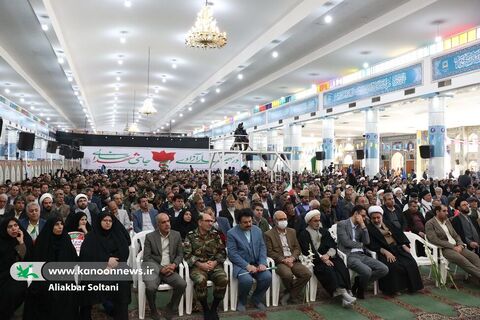 حضور کارکنان کانون پرورش فکری کرمان در مراسم بزرگداشت ۱۲ بهمن