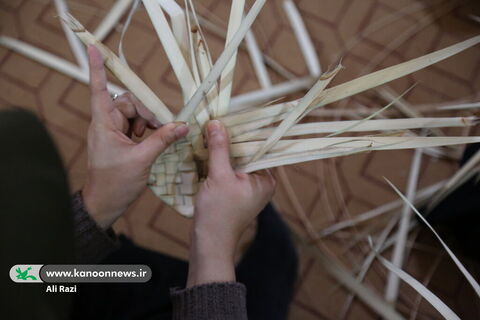 آلبوم تصویری کارگاه آشنایی هنرهای بومی ودستی ویژه مربیان کانون استان بوشهر