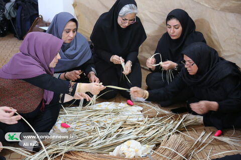 آلبوم تصویری کارگاه آشنایی هنرهای بومی ودستی ویژه مربیان کانون استان بوشهر
