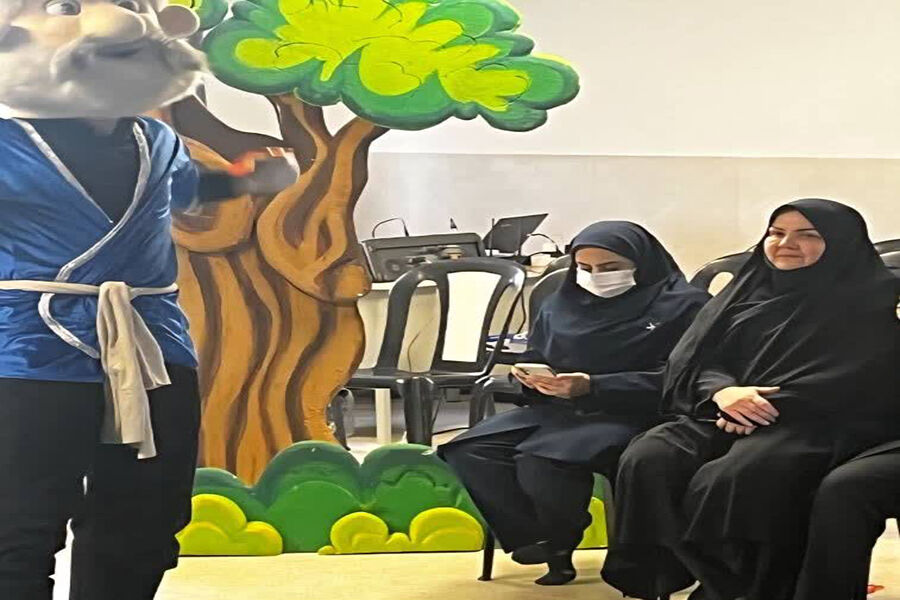 کودکان با «پرده خیال» به دنیای مسوولیتپذیری سفرکردند/ مربیان کانون پذیرای۳۵۰ دانشآموز فومنی شدند